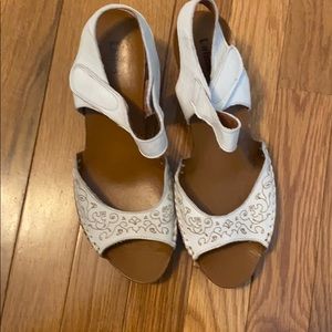 New all leather sandals size 39